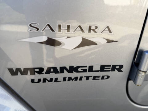 2016 Jeep Wrangler Unlimited Sahara 75th Anniversary