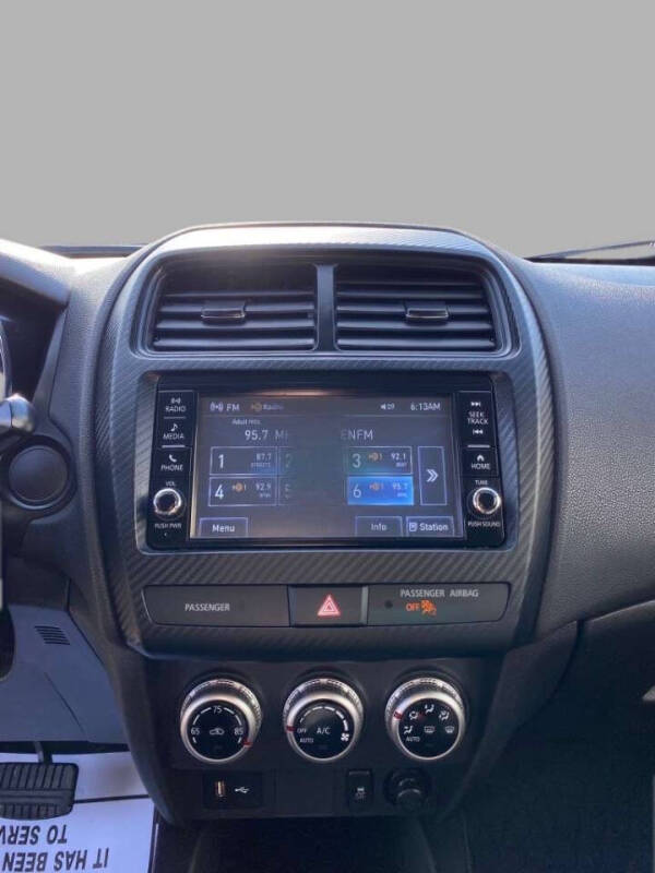 2023 Mitsubishi Outlander Sport ES