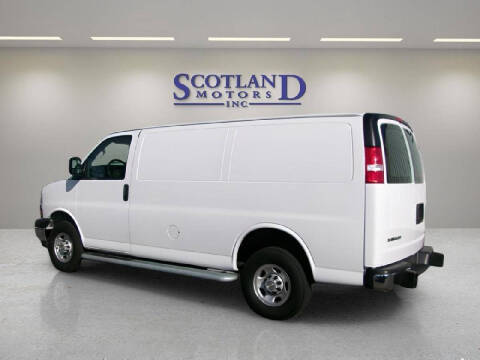 2024 Chevrolet Express 2500