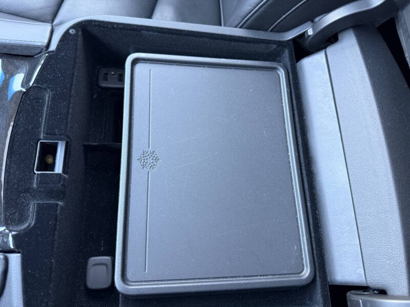 2020 Cadillac Escalade ESV Platinum