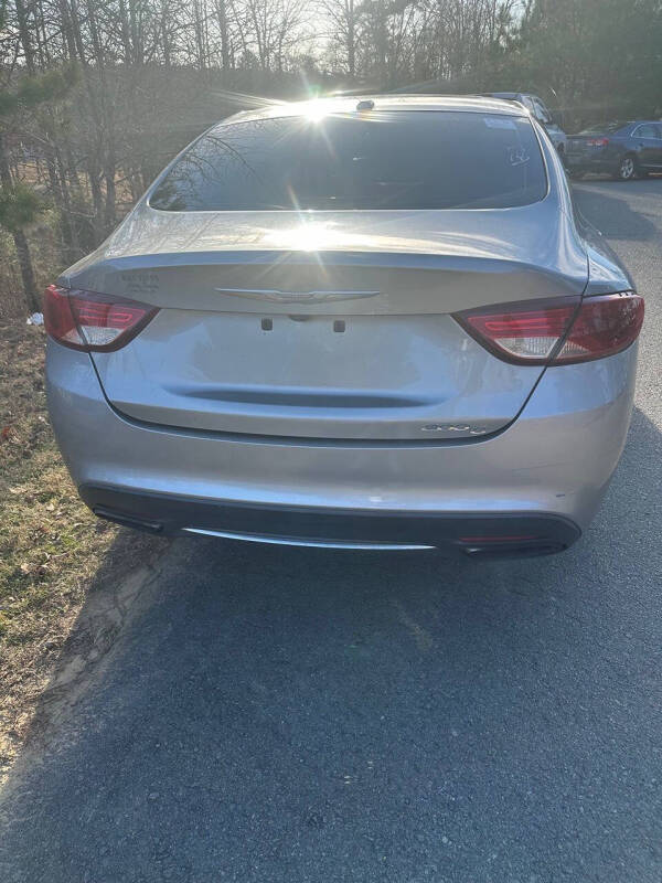 2016 Chrysler 200 C
