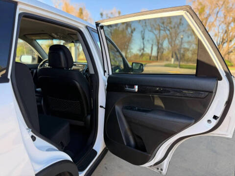 2014 Kia Sorento LX