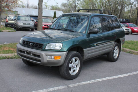 1998 Toyota RAV4 for sale at Auto Bahn Motors in Winchester VA