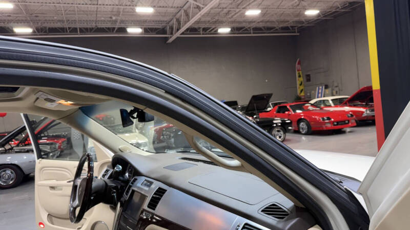 2013 Cadillac Escalade Luxury