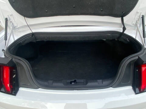 2021 Ford Mustang EcoBoost