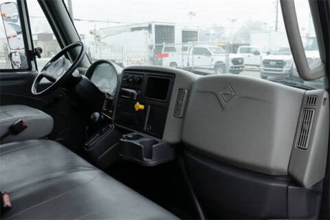 2018 International DuraStar 4300