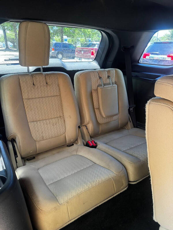2016 Ford Explorer