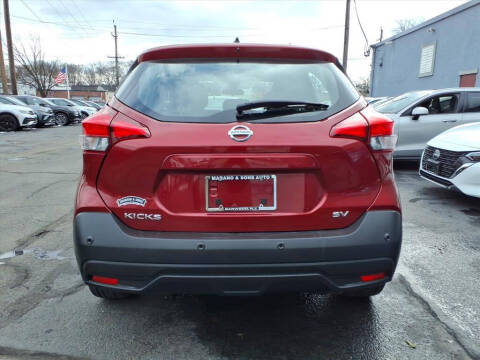 2020 Nissan Kicks SV