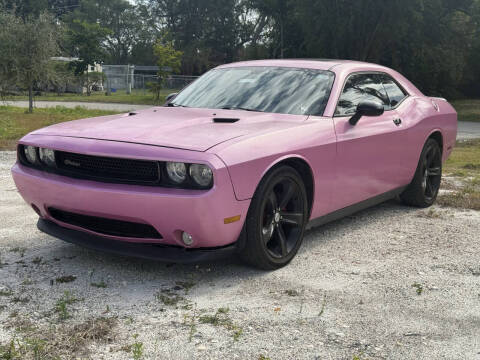 2014 Dodge Challenger SXT