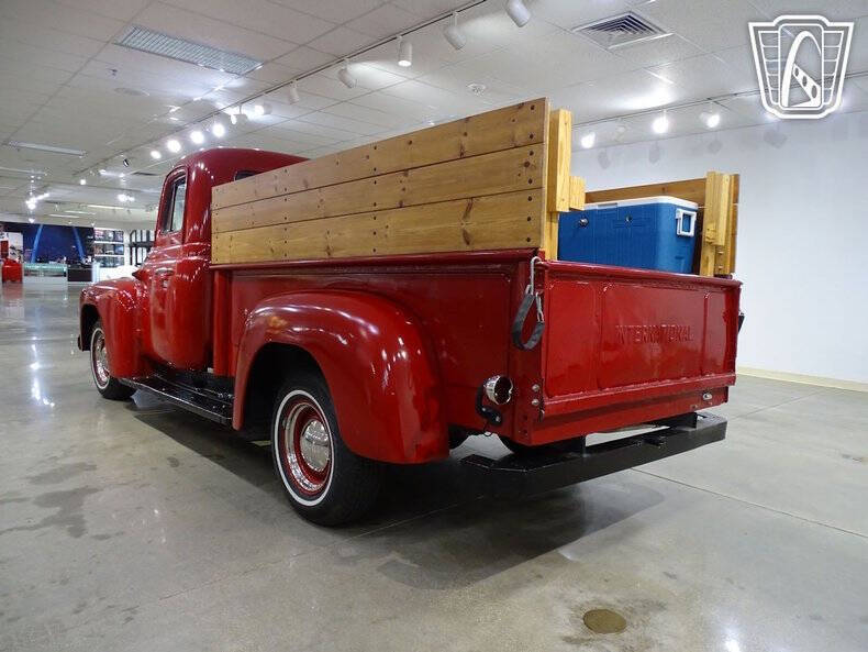1952 International I-110