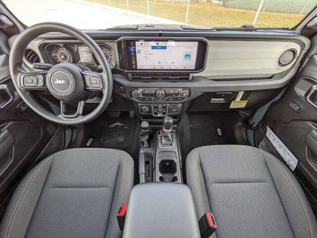 2026 Jeep Gladiator Sport