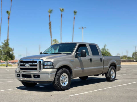 2005 Ford F-250 Super Duty for sale at BARMAN AUTO INC in Bakersfield CA