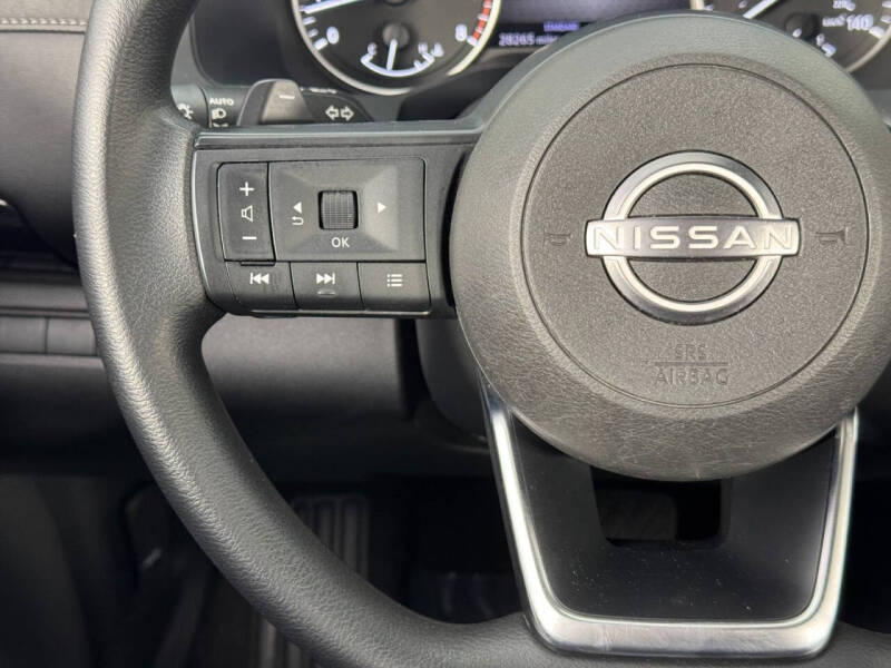 2024 Nissan Pathfinder S