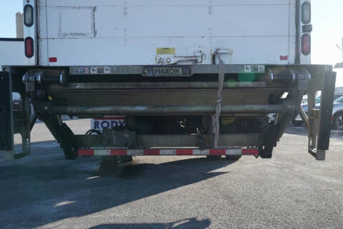 2015 Freightliner M2 106