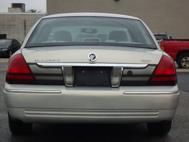 2010 Mercury Grand Marquis LS