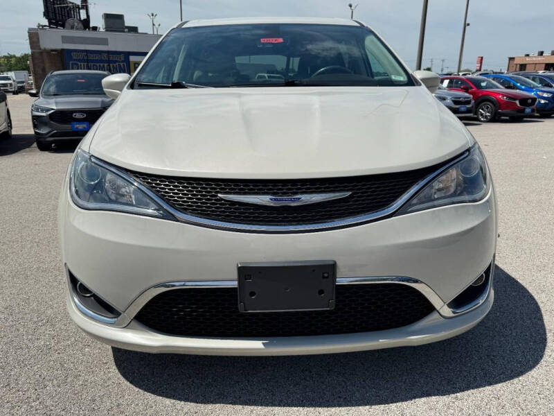 2020 Chrysler Pacifica Touring