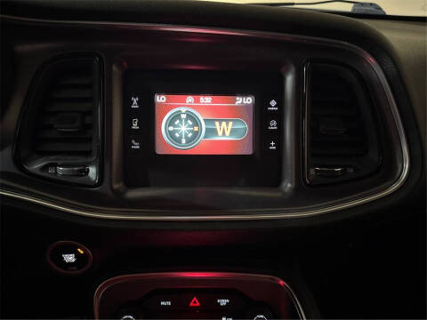 2017 Dodge Challenger SXT