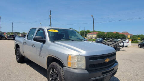 2013 Chevrolet Silverado 1500 for sale at Kelly & Kelly Supermarket of Cars in Fayetteville NC