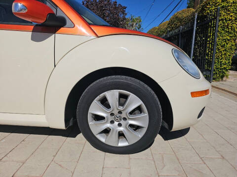2009 Volkswagen New Beetle