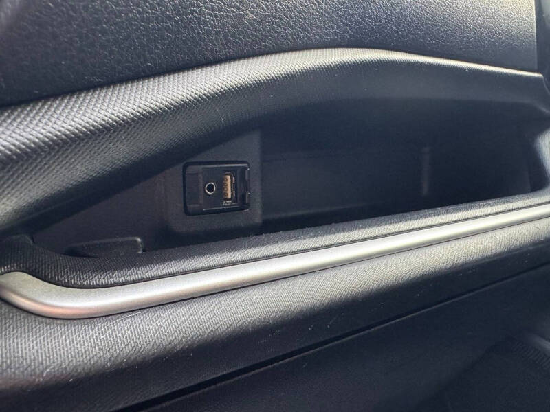 2016 Toyota Prius c Four