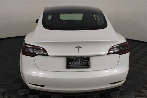 2021 Tesla Model 3 Standard Range Plus
