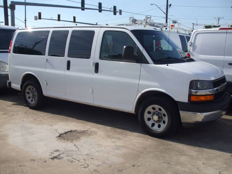 2014 Chevrolet Express for sale at Victory Van Sales, Inc. in Kenner LA