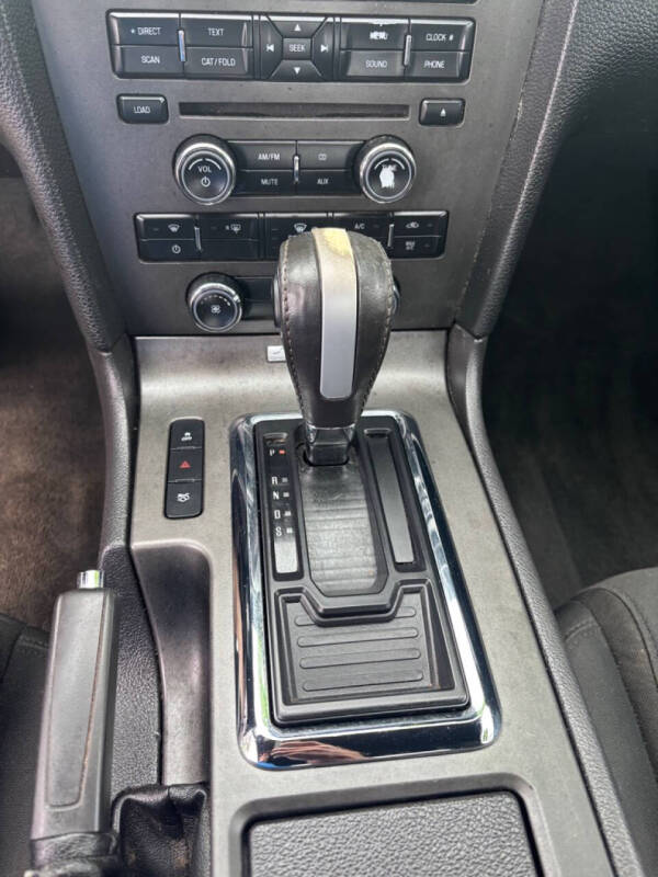 2014 Ford Mustang V6