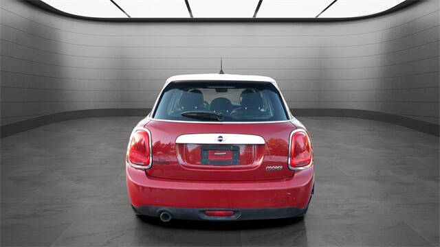 2015 MINI Hardtop 4 Door Cooper