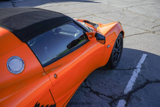2005 Lotus Elise