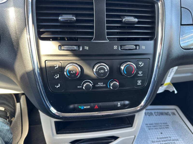 2019 Dodge Grand Caravan SE