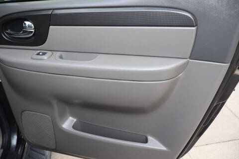 2004 GMC Envoy XUV SLT