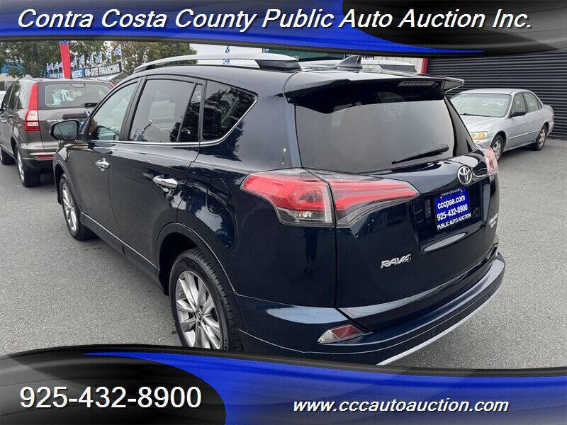 2017 Toyota RAV4 Platinum