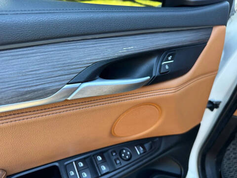 2015 BMW X6 xDrive35i