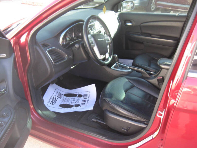 2014 Chrysler 200 Limited