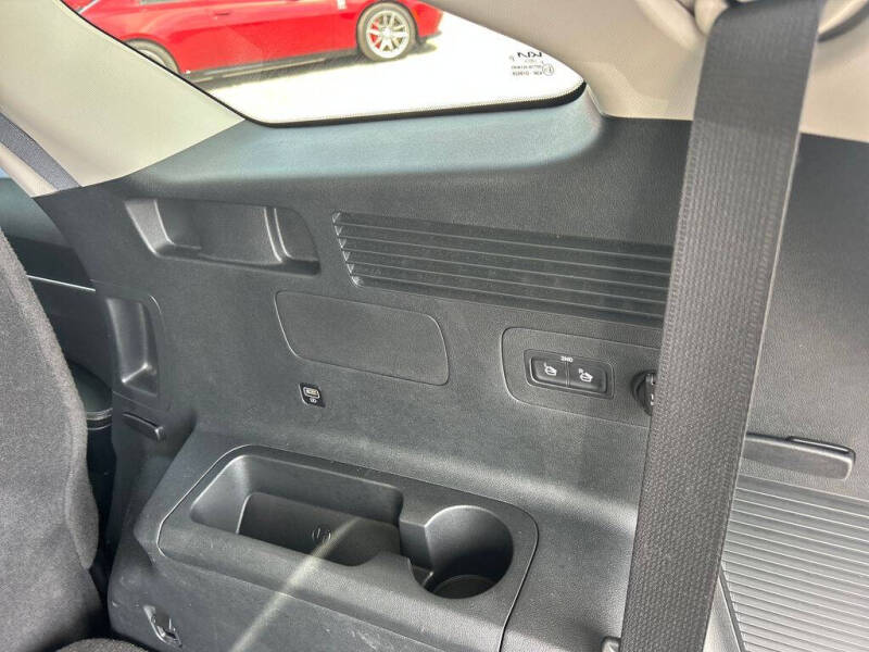 2023 Kia Sorento X-Line EX