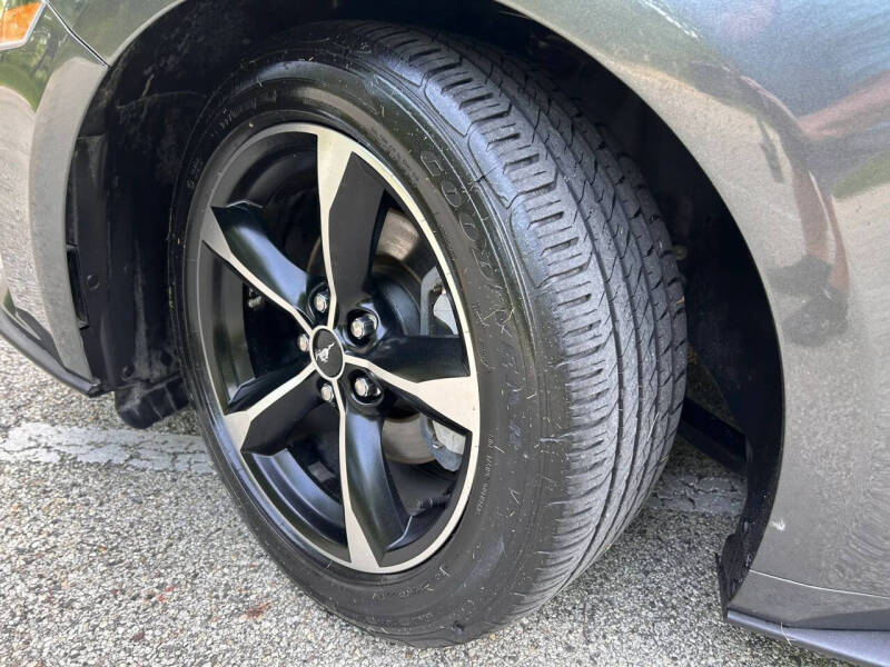 2018 Ford Mustang