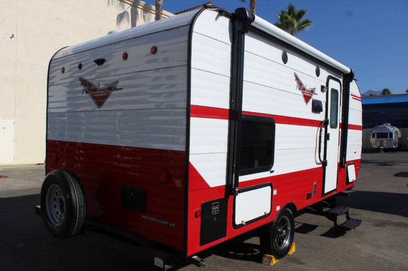 2022 Riverside RV Retro 190BH