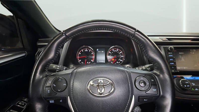 2016 Toyota RAV4 SE