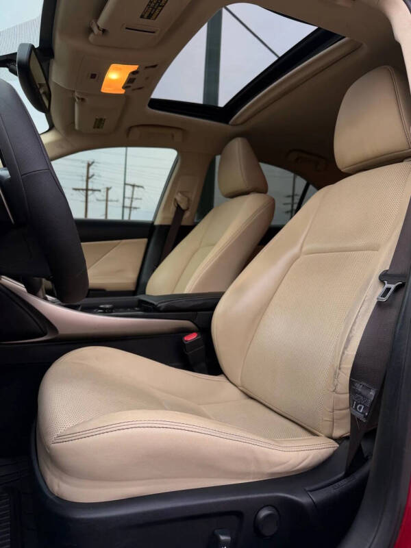 2014 Lexus IS 250