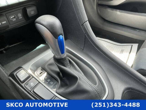 2019 Hyundai Veloster