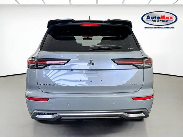 2025 Mitsubishi Outlander SEL