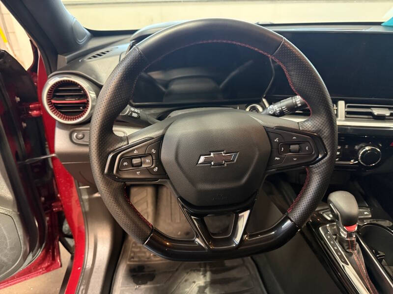 2025 Chevrolet Trax RS