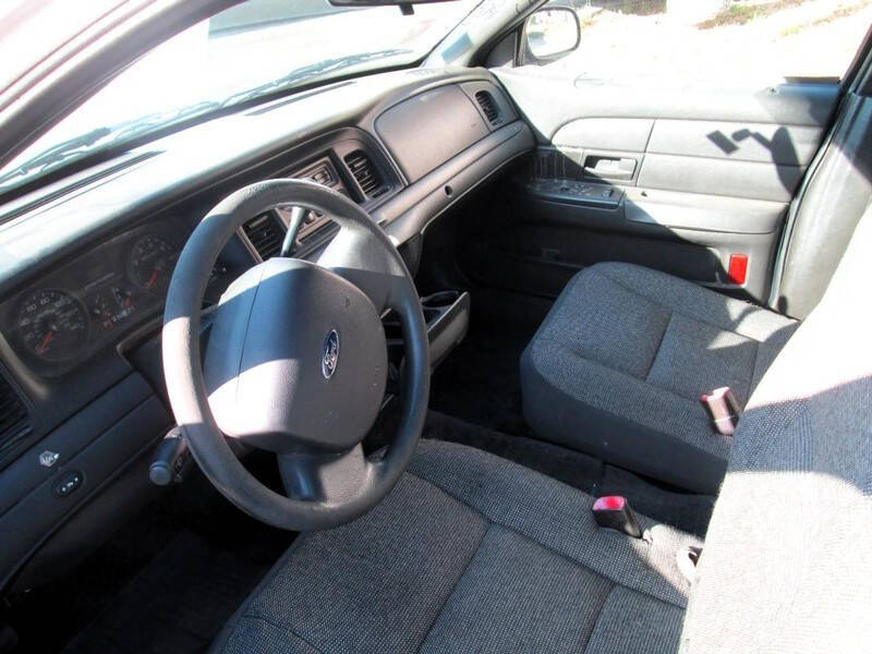 2010 Ford Crown Victoria