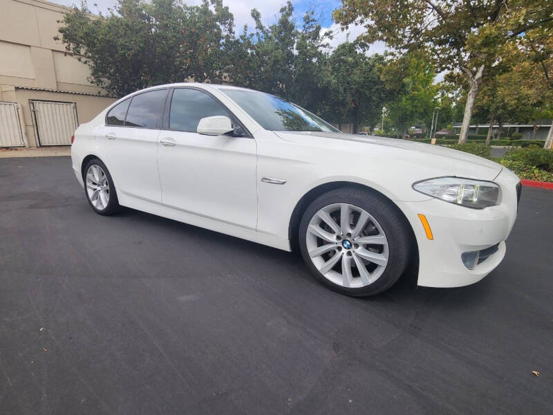 2011 BMW 5 Series 535i
