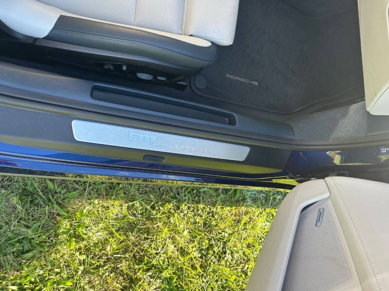 2025 Porsche 911 Carrera