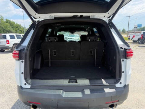 2022 Chevrolet Traverse LT Cloth