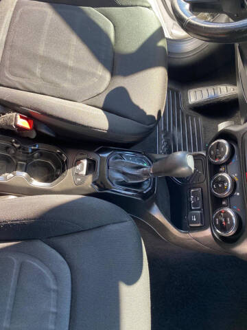 2017 Jeep Renegade Altitude