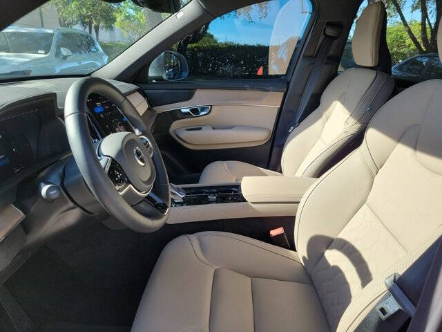 2025 Volvo XC90 T8 Plus Bright Theme 7P