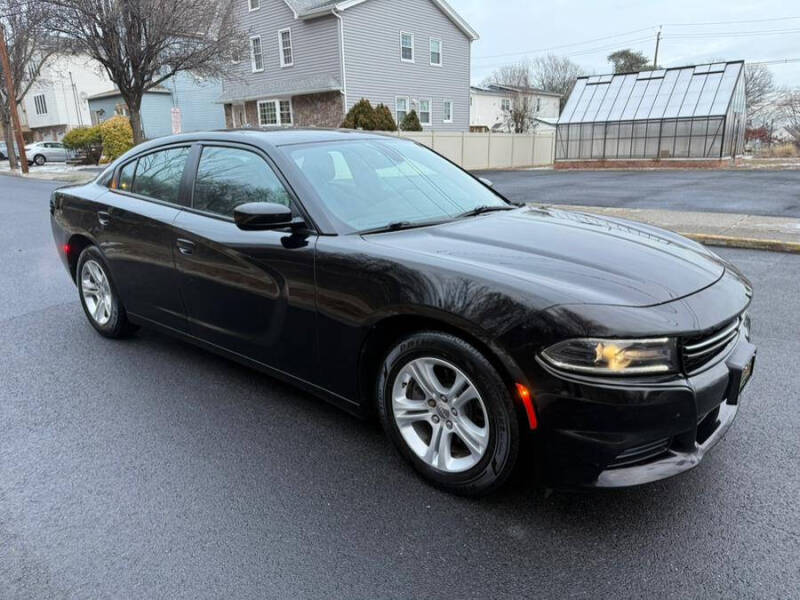 2017 Dodge Charger SE