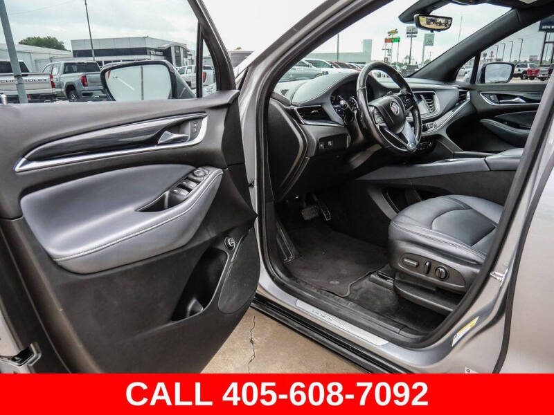 2024 Buick Enclave Essence